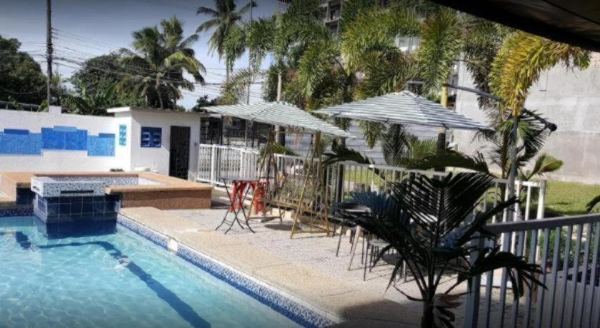 Super Oyo Capital O 786 Kwe Hotel And Resort Angeles Buitenkant foto