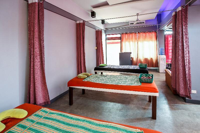 Super Oyo Capital O 786 Kwe Hotel And Resort Angeles Buitenkant foto